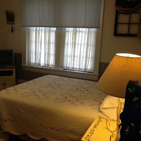Red Lion Bed & Breakfast Bagian luar foto